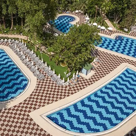 Botanik Hotel And Resort