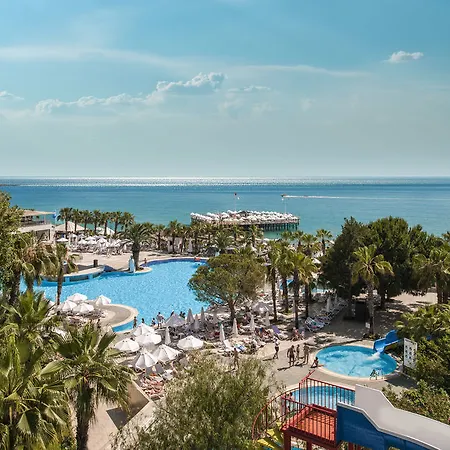Botanik Hotel And Resort Hotel