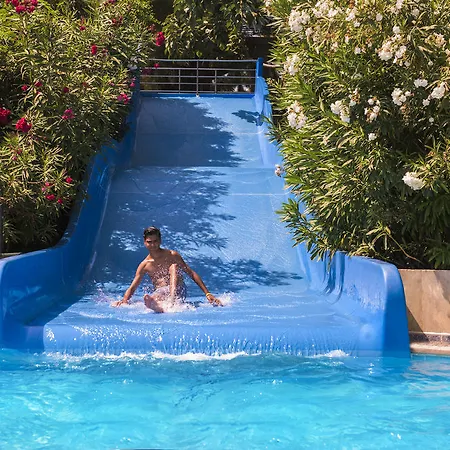 Botanik Hotel And Resort Hotel