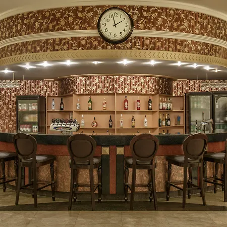 Botanik And Hotel 5*